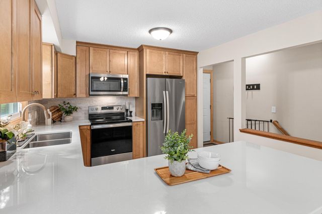 13241 Irving Avenue S, Burnsville, MN 55337