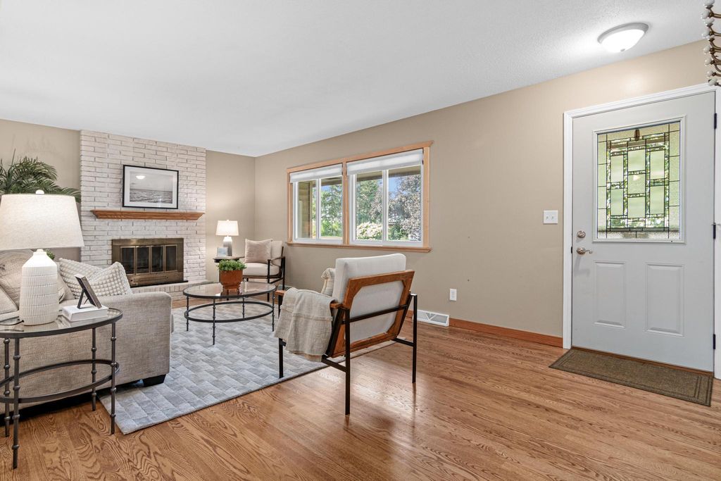 13241 Irving Avenue S, Burnsville, MN 55337 — photo 3