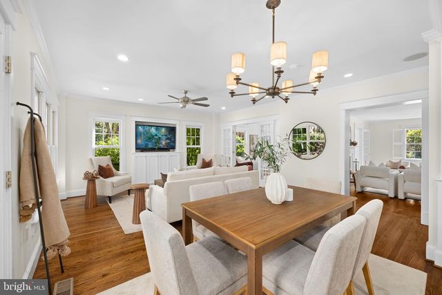 1105 N POWHATAN ST, Arlington, VA 22205