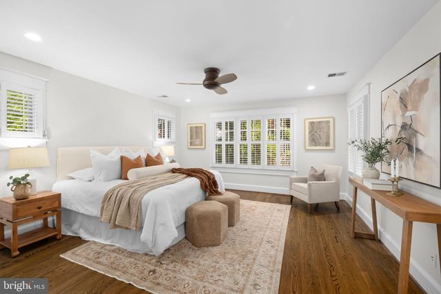 1105 N POWHATAN ST, Arlington, VA 22205