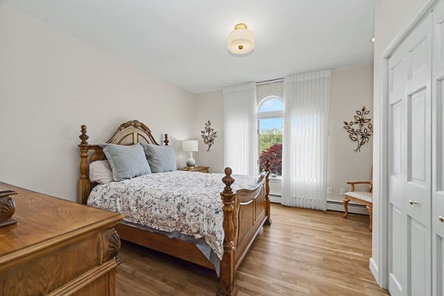 29 Hammersmith Dr, Saugus, MA 01906