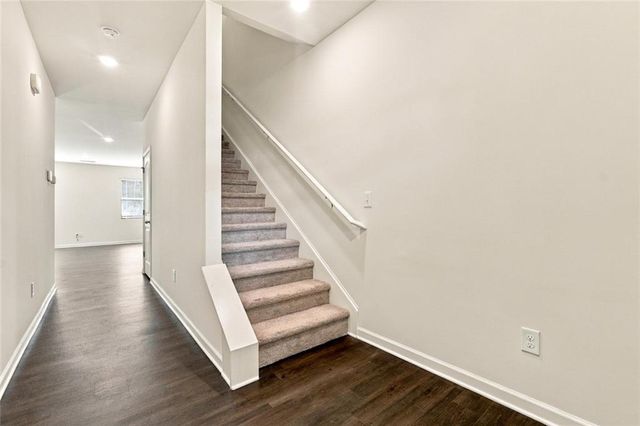 5699 Union Pointe Drive, Union City, GA 30291