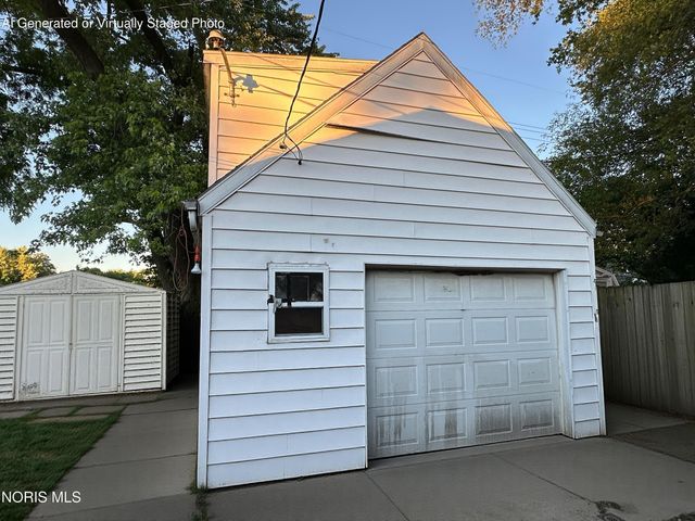 5862 Curson Drive, Toledo, OH 43612