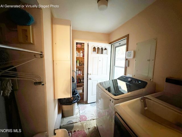 5862 Curson Drive, Toledo, OH 43612