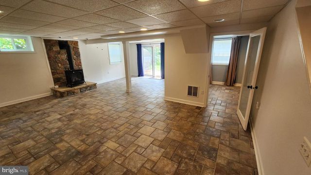 3702 BLUEBERRY DR, Monrovia, MD 21770