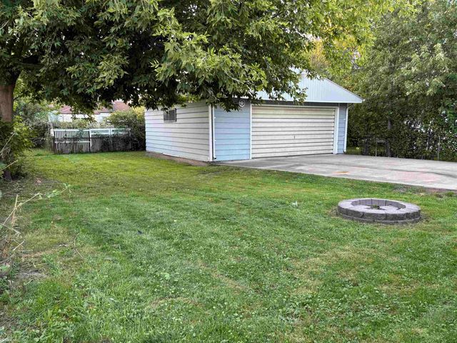 25193 Rosenbusch Boulevard, Macomb Twp, MI 48089