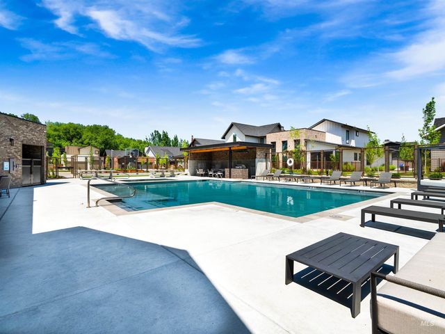 2526 W Rustic Forge St, Eagle, ID 83616