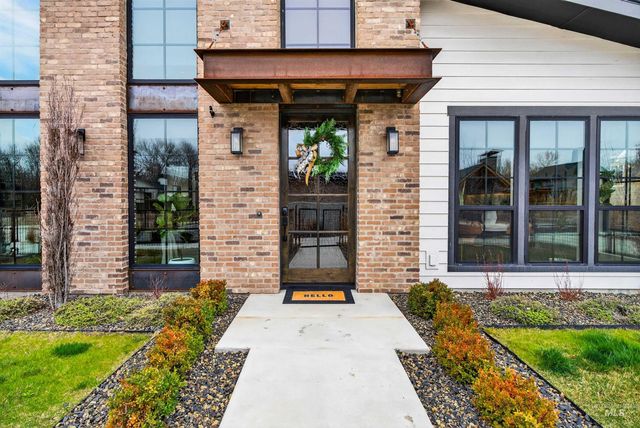 2526 W Rustic Forge St, Eagle, ID 83616