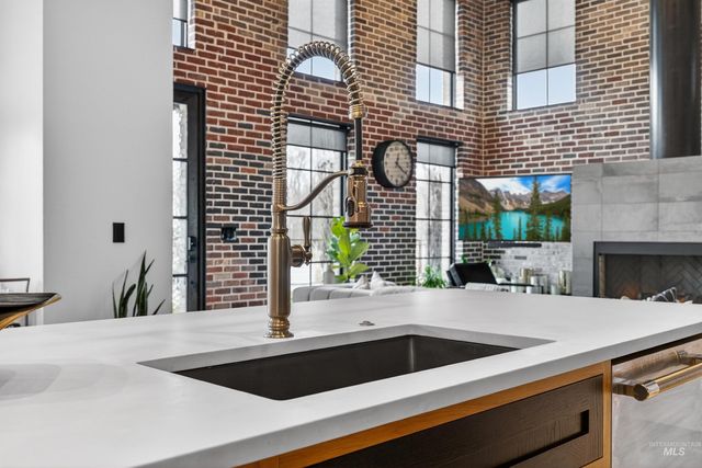 2526 W Rustic Forge St, Eagle, ID 83616