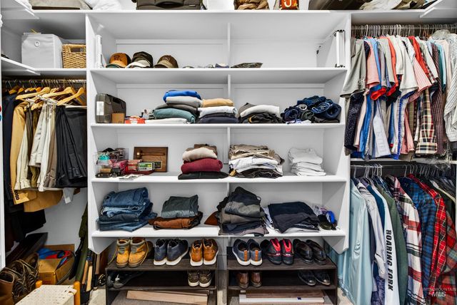 2526 W Rustic Forge St, Eagle, ID 83616