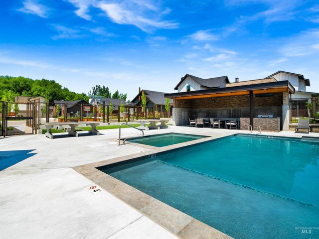 2526 W Rustic Forge St, Eagle, ID 83616