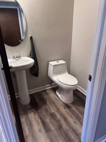 31693 Hillbrook Street, Livonia, MI 48152