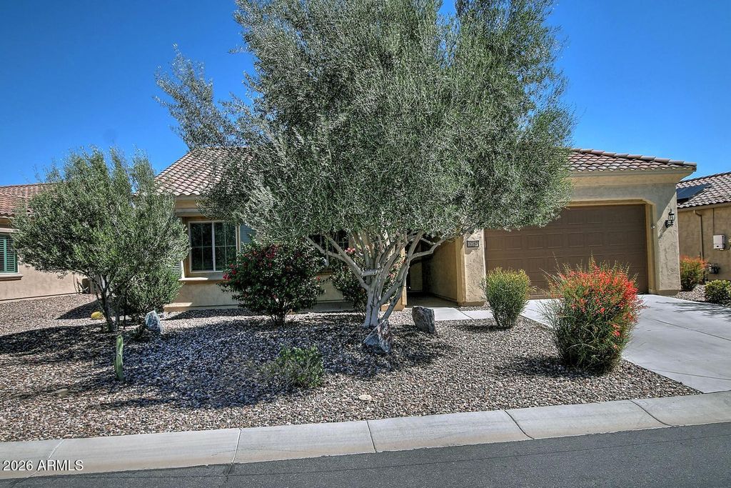 3787 N COTTONWOOD Drive, Florence, AZ 85132 — photo 2