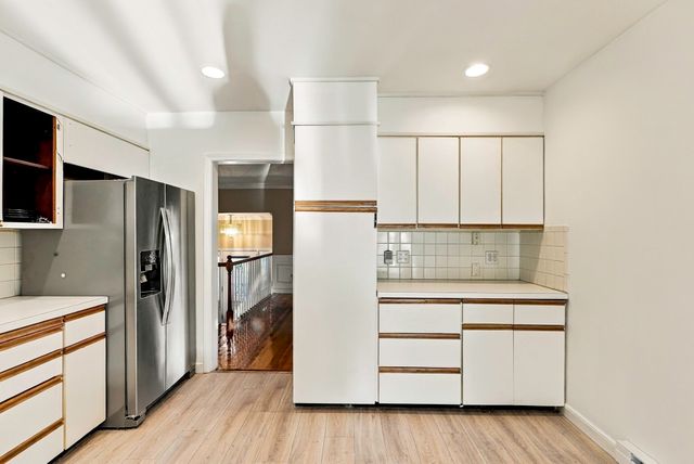 10 Munson Street, Hudson, MA 01749