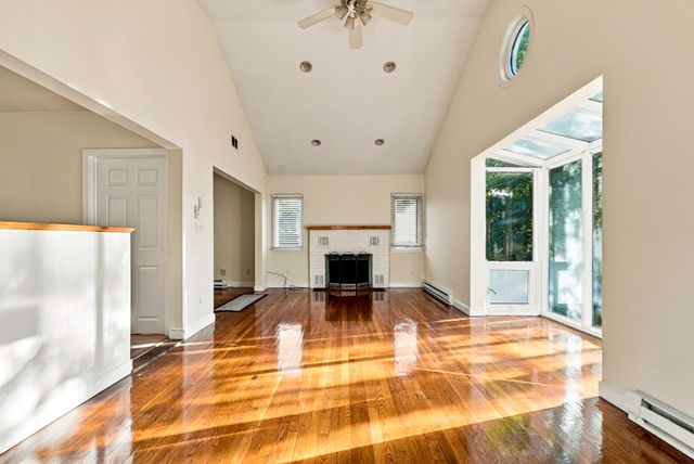 10 Munson Street, Hudson, MA 01749