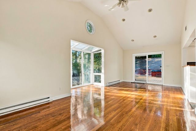 10 Munson Street, Hudson, MA 01749