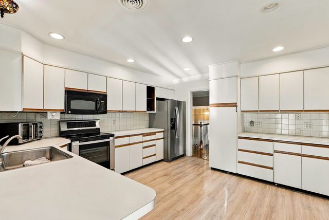 10 Munson Street, Hudson, MA 01749