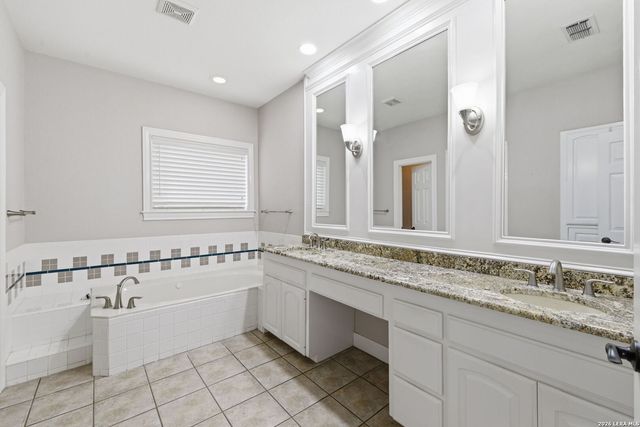 3 Sherborne Wood, San Antonio, TX 78218