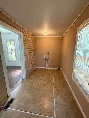 121 W Baruch Street, Denmark, SC 29042