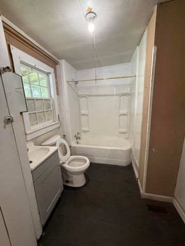 121 W Baruch Street, Denmark, SC 29042