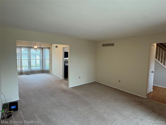 35865 Ashford Drive, Sterling Heights, MI 48312