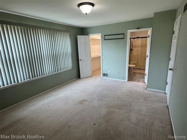 35865 Ashford Drive, Sterling Heights, MI 48312