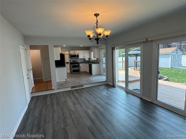 35865 Ashford Drive, Sterling Heights, MI 48312