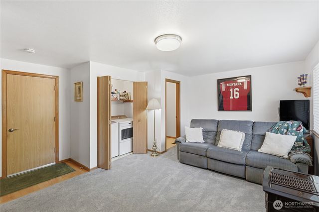 8925 19th Place SE, Lake Stevens, WA 98258