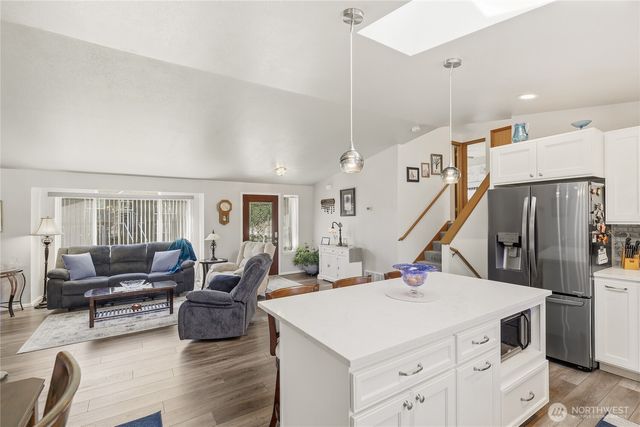 8925 19th Place SE, Lake Stevens, WA 98258