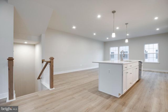 4492 BLUSH PEONY TER, Chantilly, VA 20151