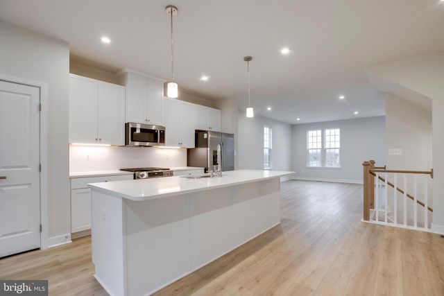 4492 BLUSH PEONY TER, Chantilly, VA 20151