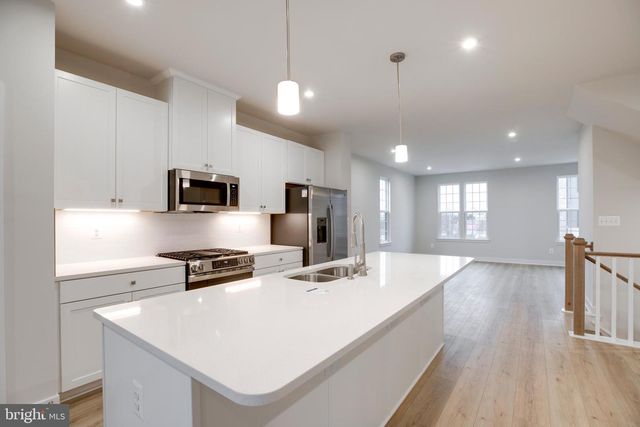 4492 BLUSH PEONY TER, Chantilly, VA 20151