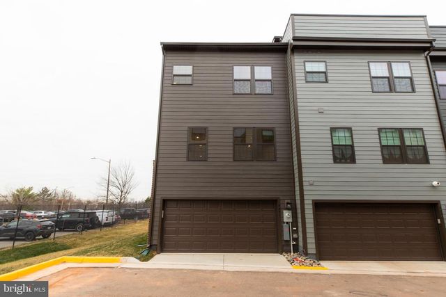 4492 BLUSH PEONY TER, Chantilly, VA 20151