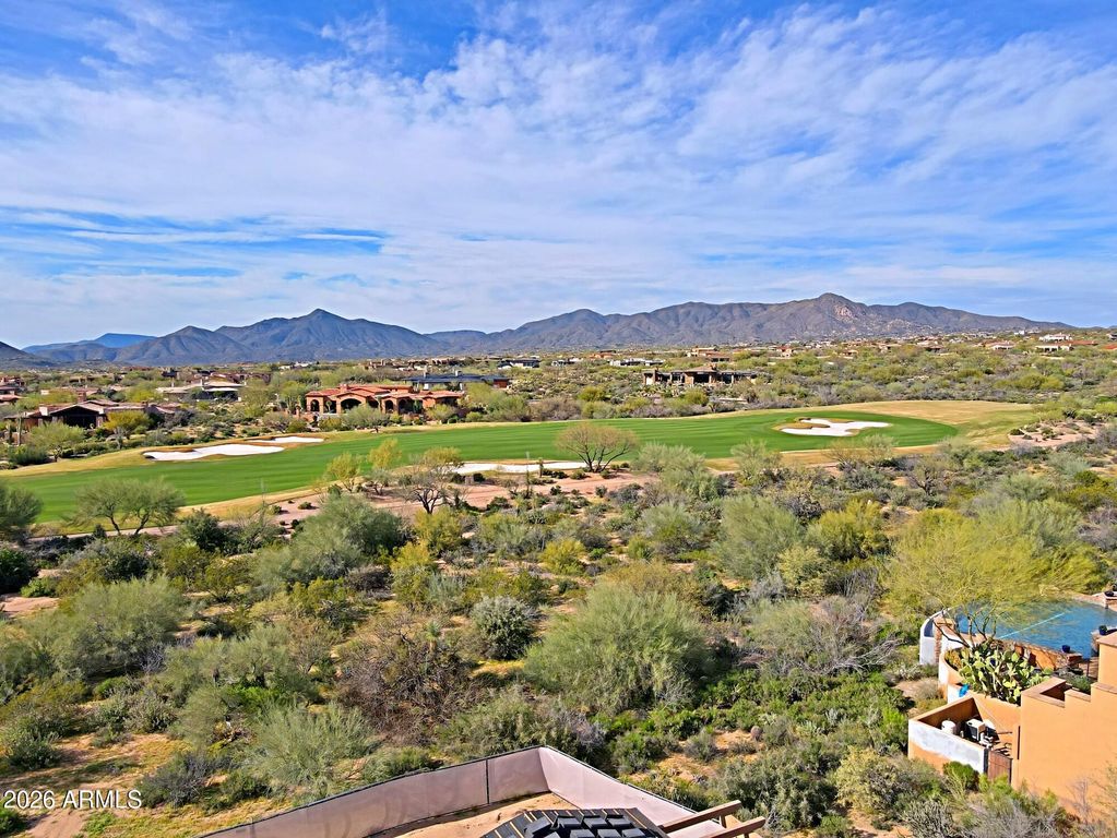 Image 17 of property listing at 11002 E WILDCAT HILL Road, Scottsdale, AZ 85262