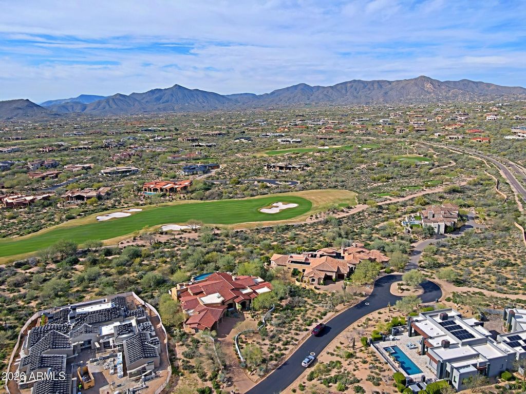 Image 19 of property listing at 11002 E WILDCAT HILL Road, Scottsdale, AZ 85262
