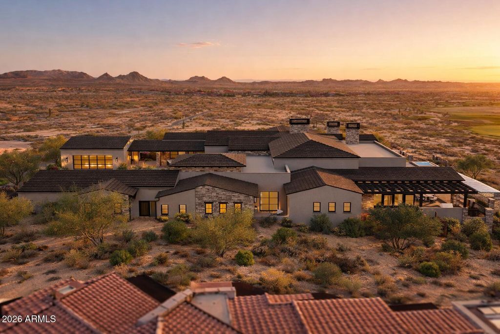 Image 4 of property listing at 11002 E WILDCAT HILL Road, Scottsdale, AZ 85262