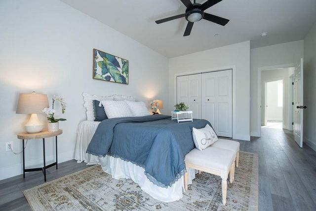 800 La Contenta Dr, Valley Springs, CA 95252