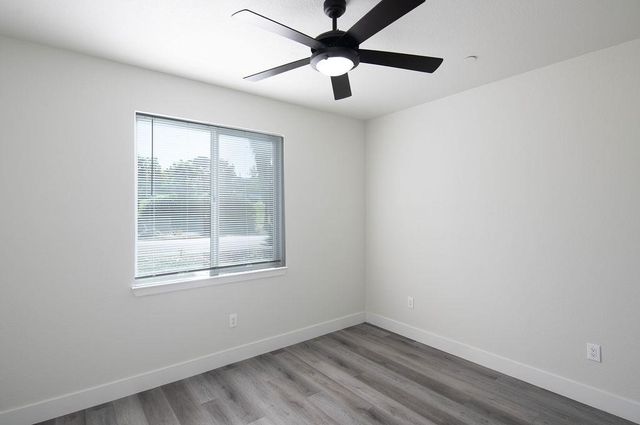 800 La Contenta Dr, Valley Springs, CA 95252