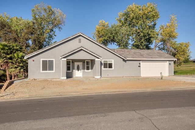 800 La Contenta Dr, Valley Springs, CA 95252