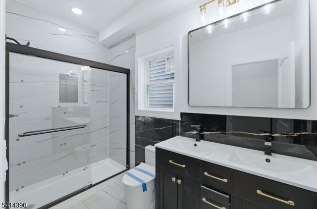 44 Milford Ave, Newark City, NJ 07108