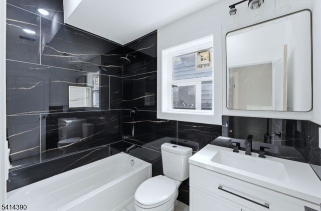 44 Milford Ave, Newark City, NJ 07108