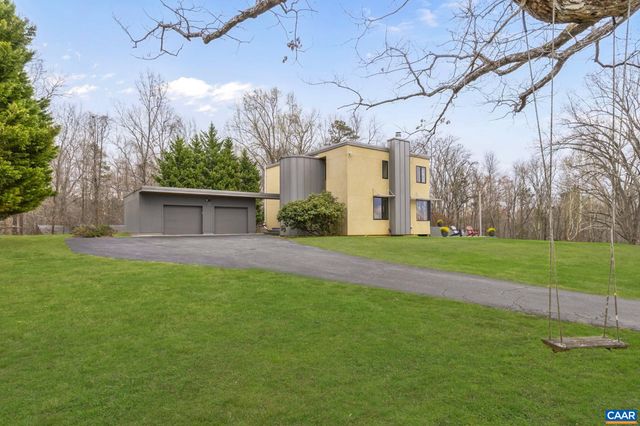 1777 LAMBS RD, Charlottesville, VA 22901