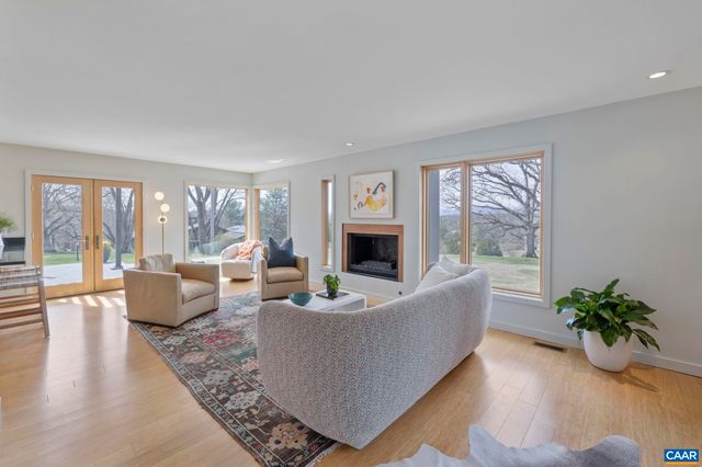 1777 LAMBS RD, Charlottesville, VA 22901