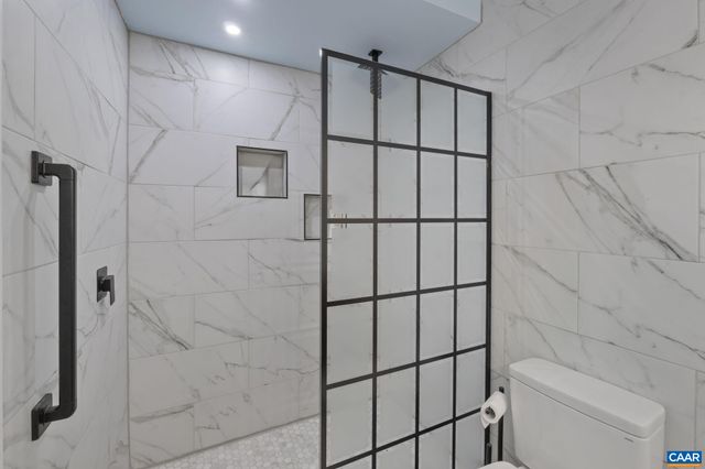 1777 LAMBS RD, Charlottesville, VA 22901