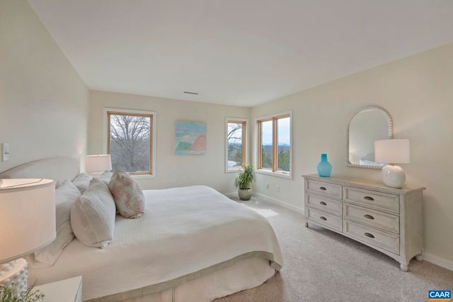 1777 LAMBS RD, Charlottesville, VA 22901