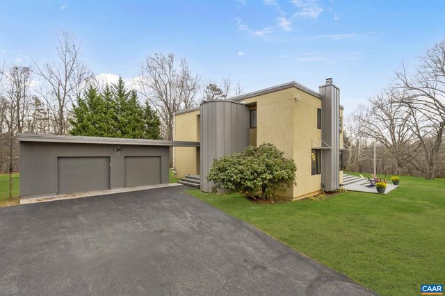 1777 LAMBS RD, Charlottesville, VA 22901