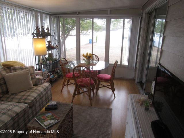 15657 Brookridge Boulevard unit 4, Brooksville, FL 34613