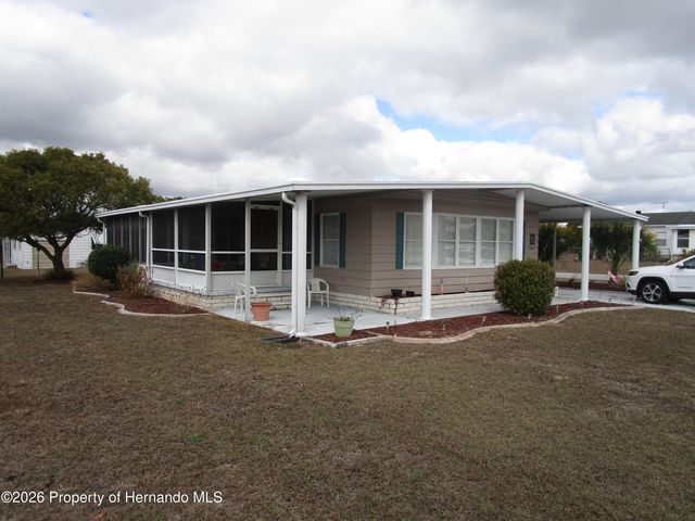 15657 Brookridge Boulevard unit 4, Brooksville, FL 34613
