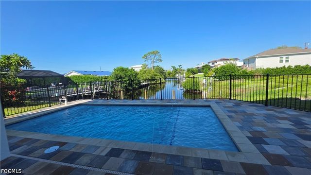 20810 Park PL, Estero, FL 33928