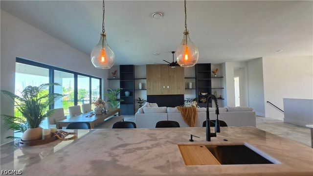 20810 Park PL, Estero, FL 33928